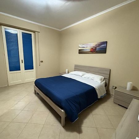 Ferienwohnung Casa Olivella Santa Flavia Exterior foto